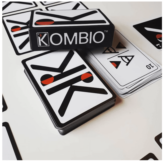 Kombio card game